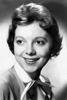 Porträt von Anna Massey