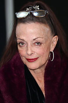 Porträt von Lisa Loring