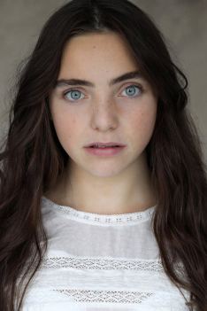 Porträt von Lucy Allix