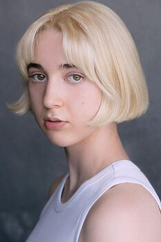 Porträt von Maisie Ayres