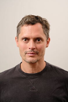 Porträt von Martin Buczkó