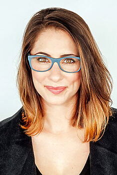 Porträt von Rachel Lewis