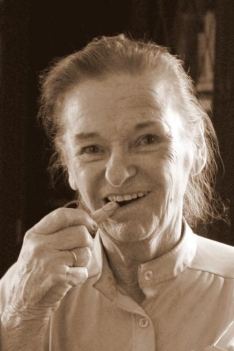 Porträt von Sheila Flitton